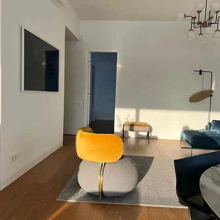 Apartment Mezapark Design