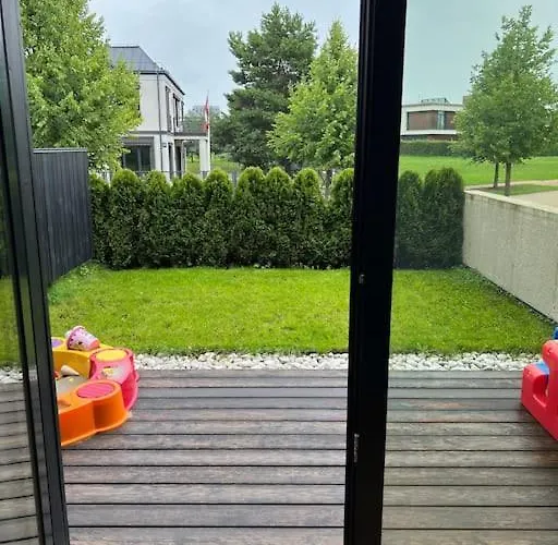 アパート Mezapark Design *